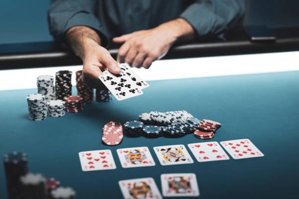 A Guide to Reading Casino Website Feature Comparisons